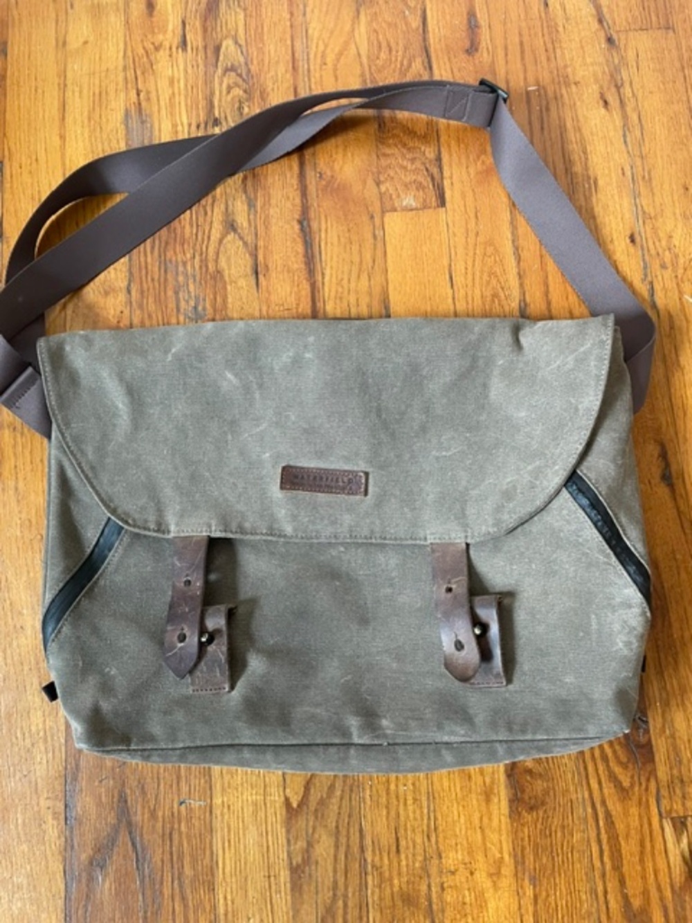 Waterfield Vitesse Messenger Bag